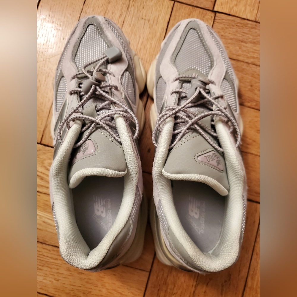 New Balance Sneakers - White US8-8.5